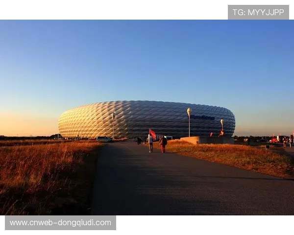 安联球场启动屋顶维护工程，拜仁主场短期调整部分座席