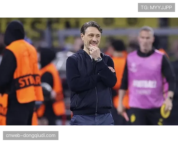 官方:沃尔夫斯堡主教练科瓦奇与俱乐部续约至2028年。 官方:沃尔夫斯堡主教练科瓦奇与俱乐部续约至2028年。